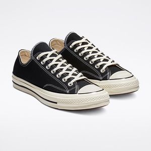 Converse All Star Chuck 70 Low Top Sneakers 7m/9w